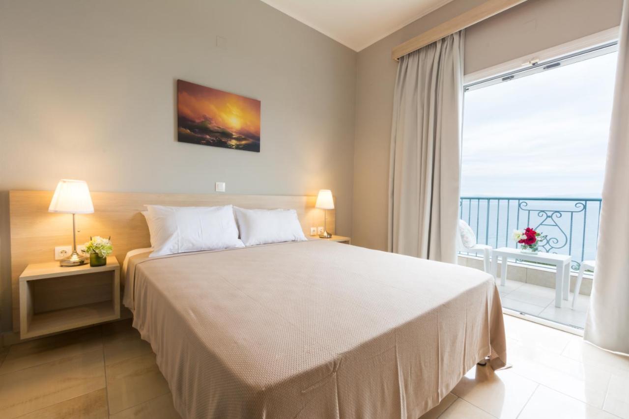 Apartahotel Corfu Aquamarine
