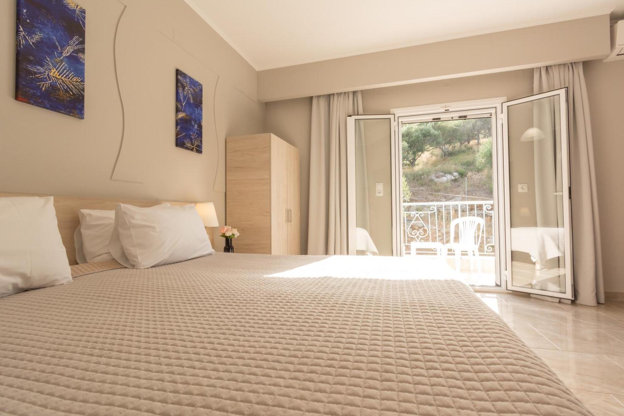 Apartahotel Corfu Aquamarine 2*
